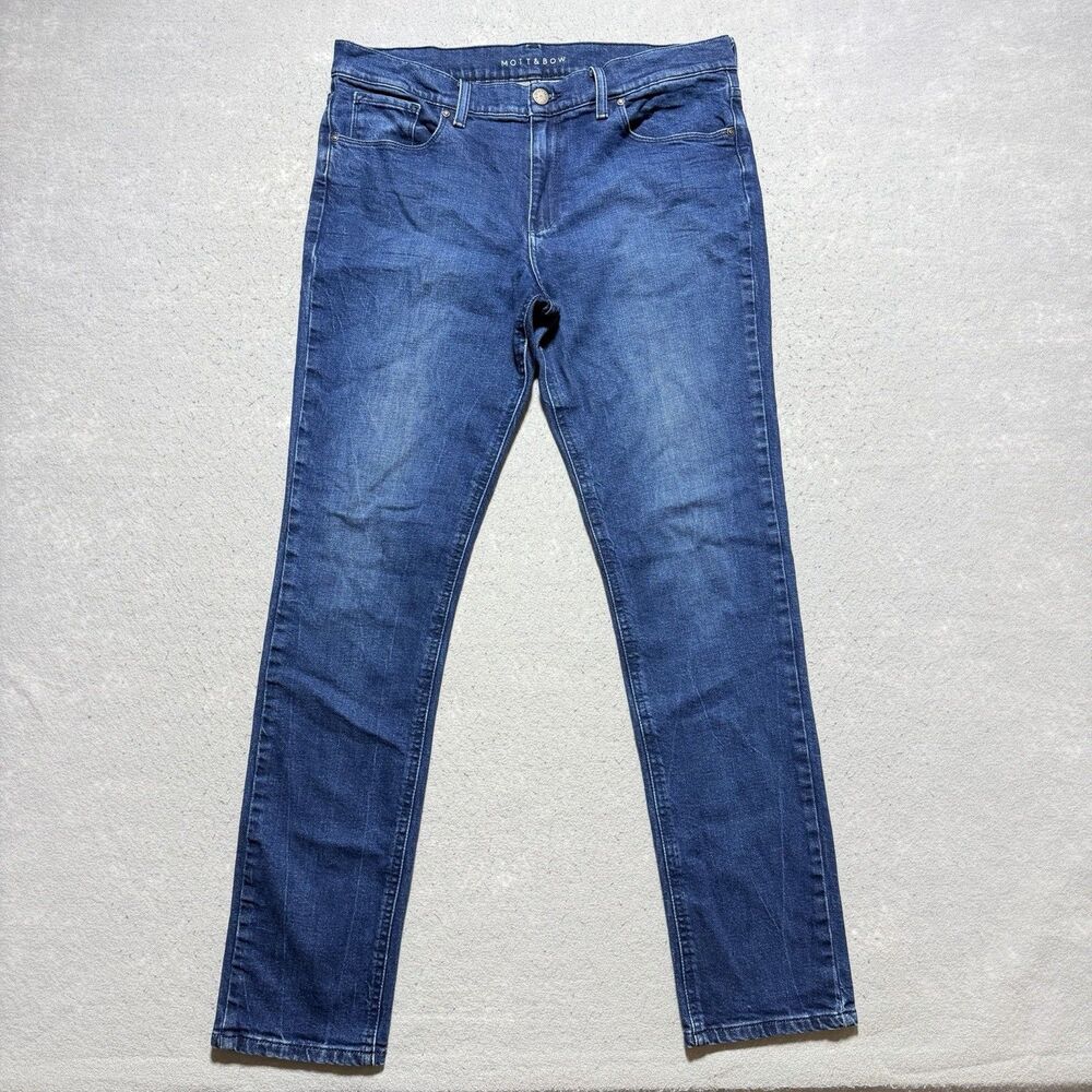 Mott & Bow Boyfriend Jeans Mid-Rise Women's Size 30 Measures 34x30 Medium Wash